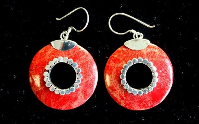 925 Silver Earrings Do Nuts for Elegant Evening Wear and Style