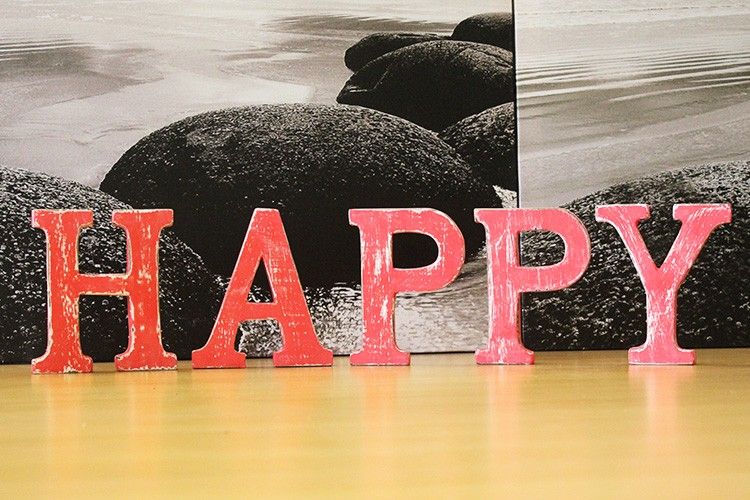 Shabby Chic Red Wash Letters for Festive Home Decor Cheer