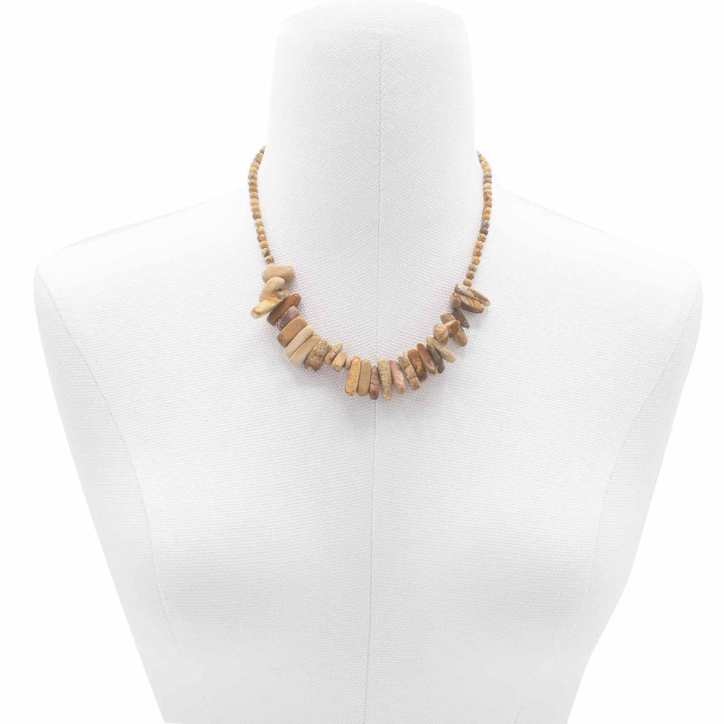 Longstone Gem Necklace with Unique Map Stone for Elegant Style