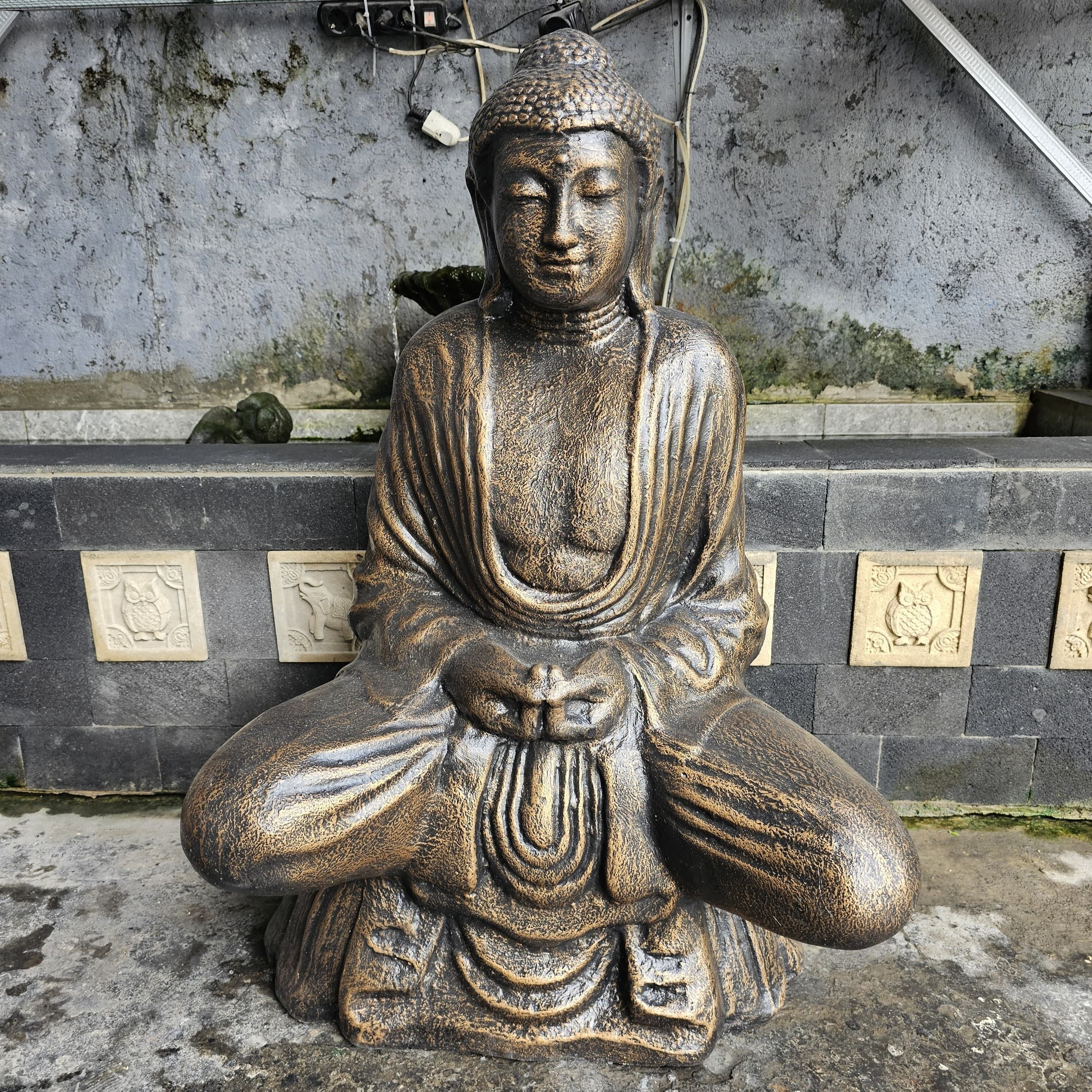 Large Antique Gold Thai Buddha Statue 0.96m Tall Design