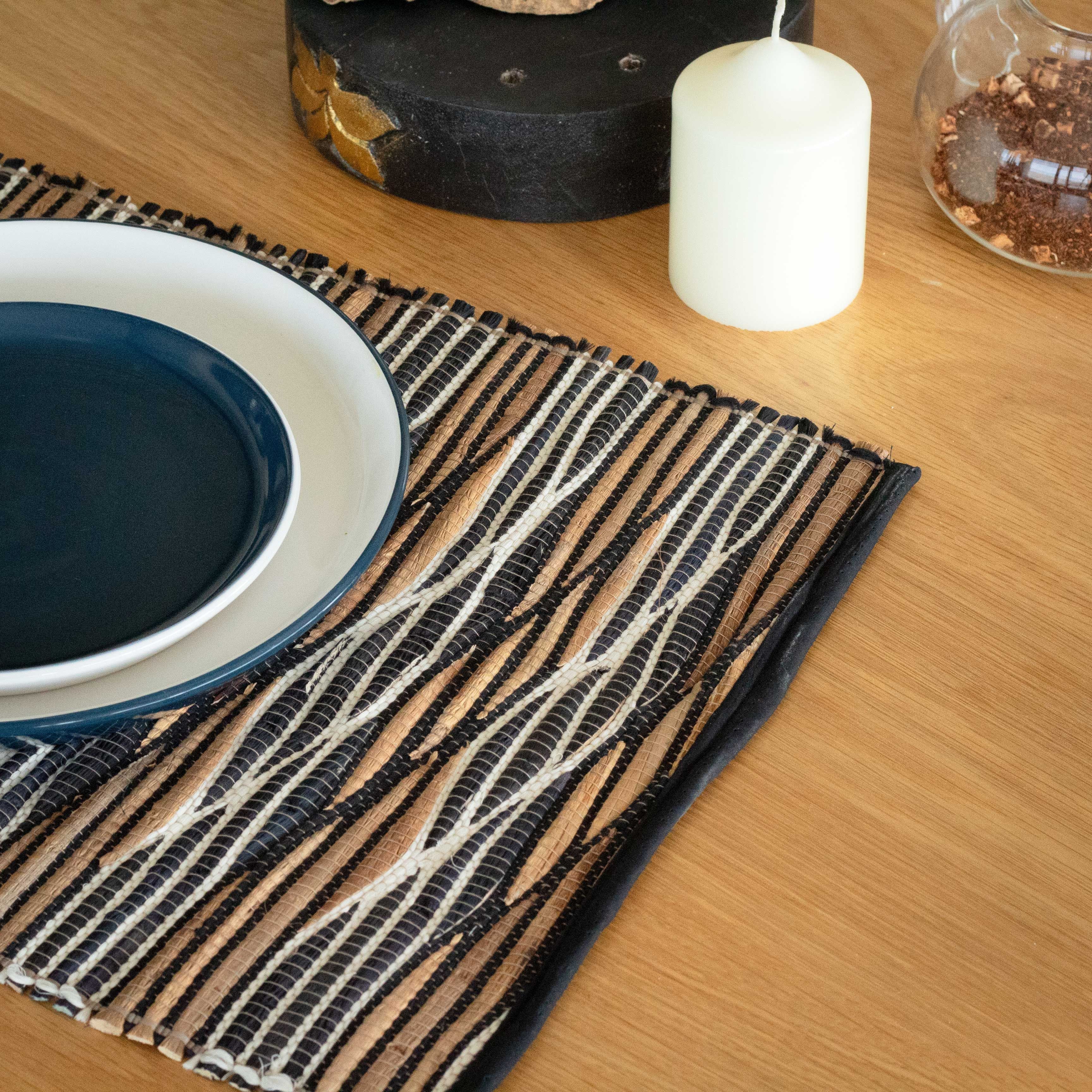 Water Hyacinth Natural Placemat with Black and White Waves Design