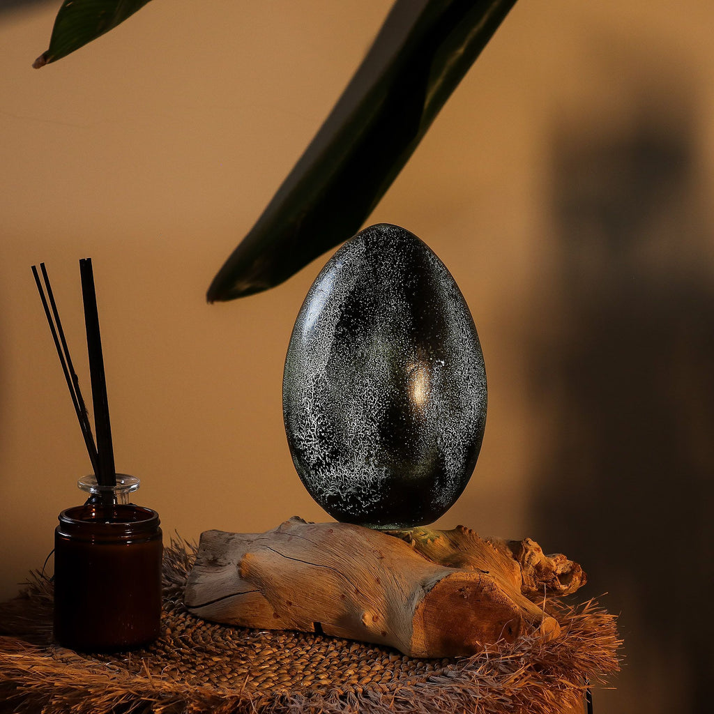 DriftGlow Lamp with Crackle Lava Egg Shade in Grey Design