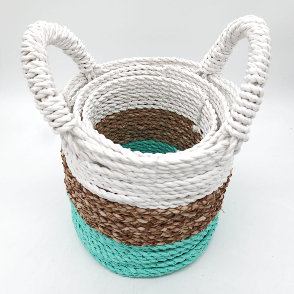 Stylish Seagrass Basket Set in Green Natural and White Design