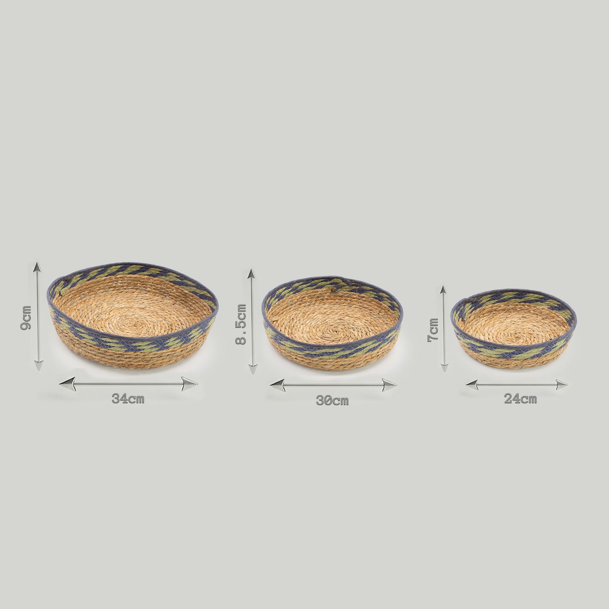 Straw and Seagrass Tray Baskets Set of 3 in Natural Green and Blue