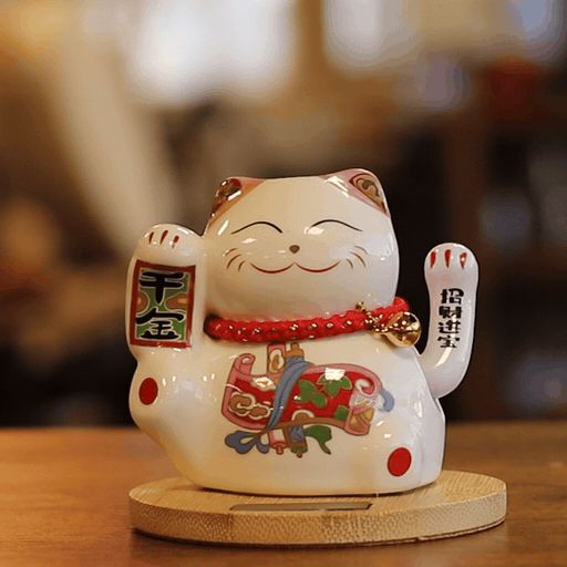 Solar Powered Japanese Lucky Cat on Wooden Base – Pink