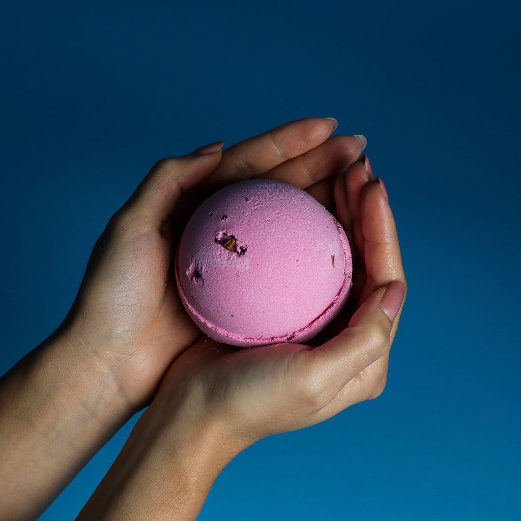 Set of 3 Rose and Petals Bath Bombs for Soothing Bath Rituals