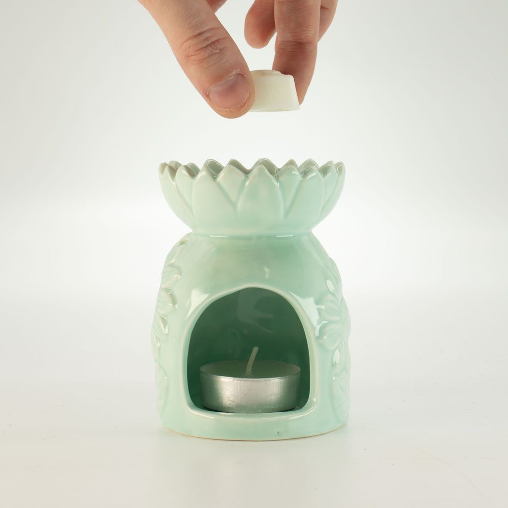 Ceramic Sunflower Oil Burner in Pastel Green for Home Fragrance