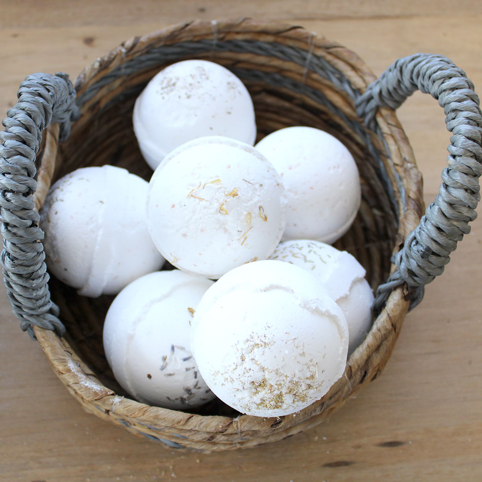 Natural Seagrass Basket Set of 2 for Stylish Home Storage