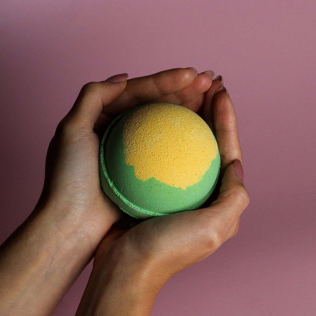 Set of 3 Apple Pie and Custard Bath Bombs for Relaxing Baths