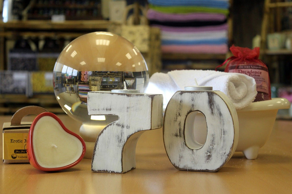 Wooden Birthday Number 7 Candle Holder for Rustic Celebrations