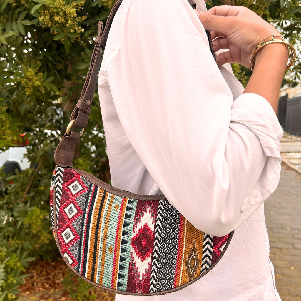 Jacquard Hobo Bag in Rich Browns with Chic Brown Strap Design