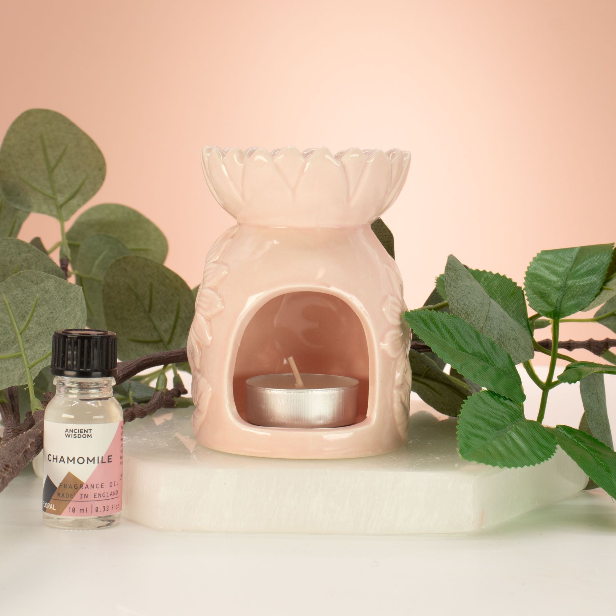 Ceramic Sunflower Oil Burner in Pastel Pink for Home Fragrance