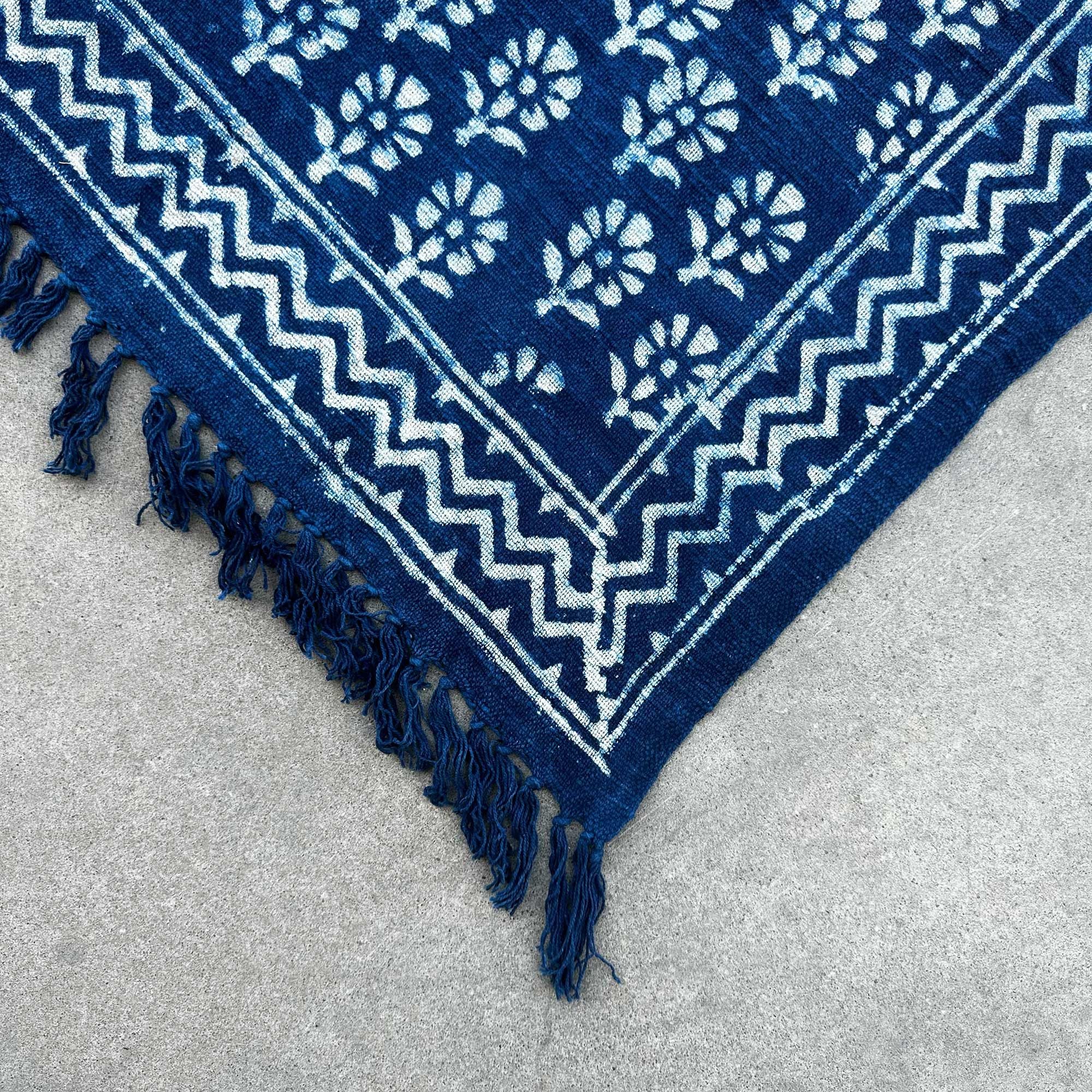 Handmade Indigo Throw with Chhota Flower Design for Home Decor