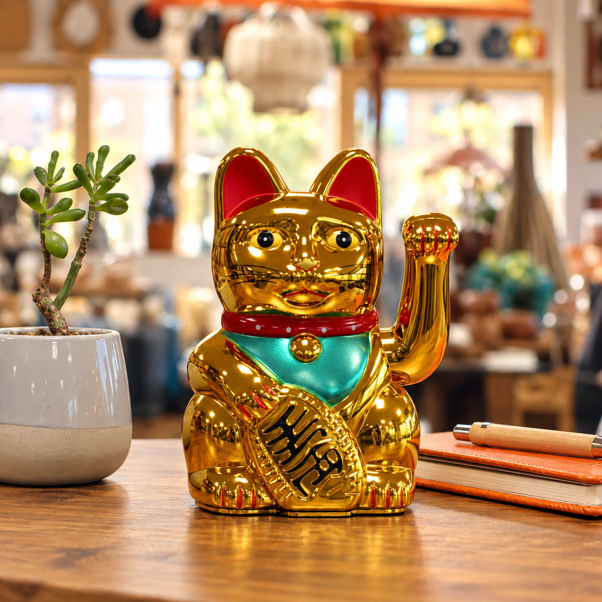 Japanese Lucky Money Cat Ornament – Shiny Gold 15cm