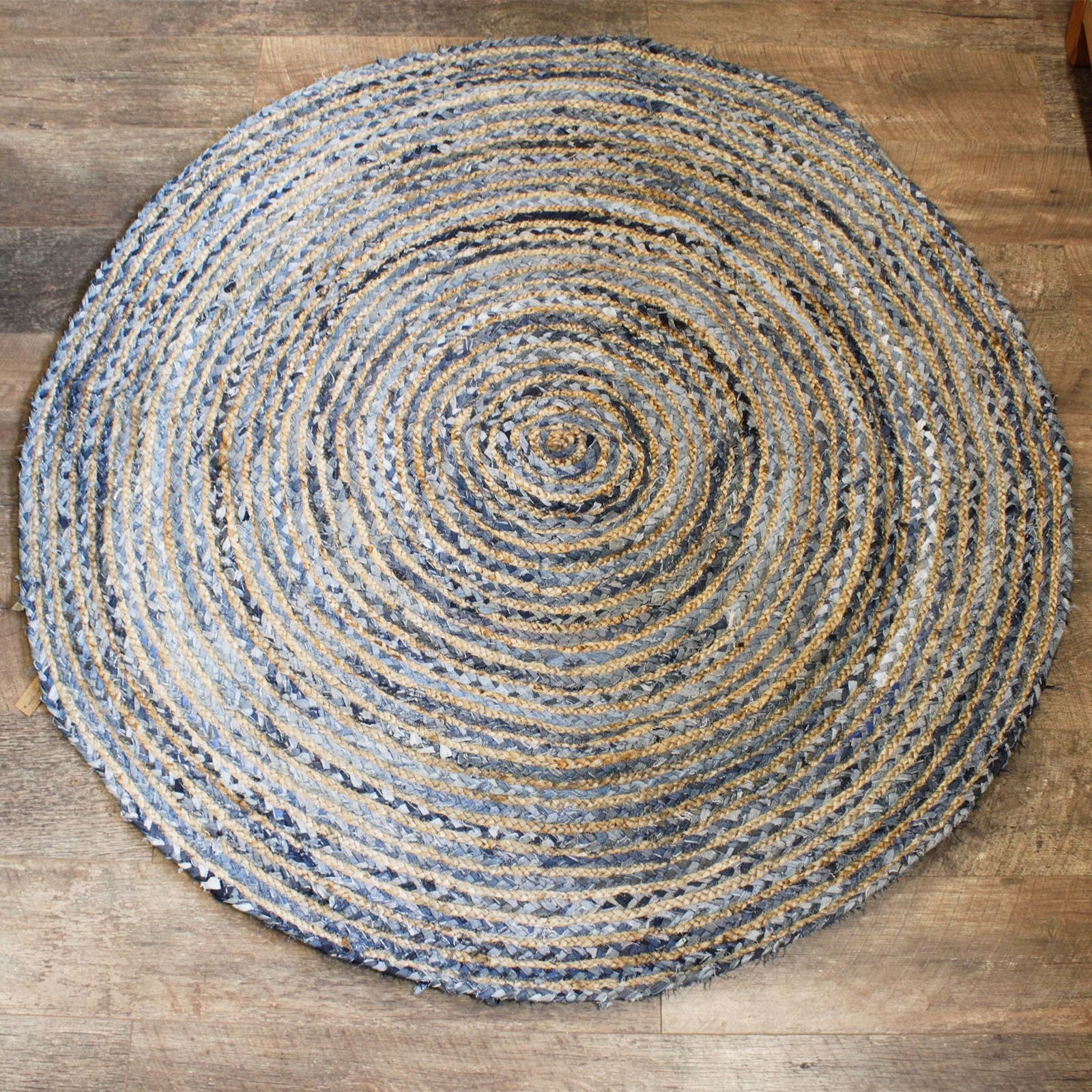 Round Jute and Recycled Denim Rug Stylish 150 cm Home Accent