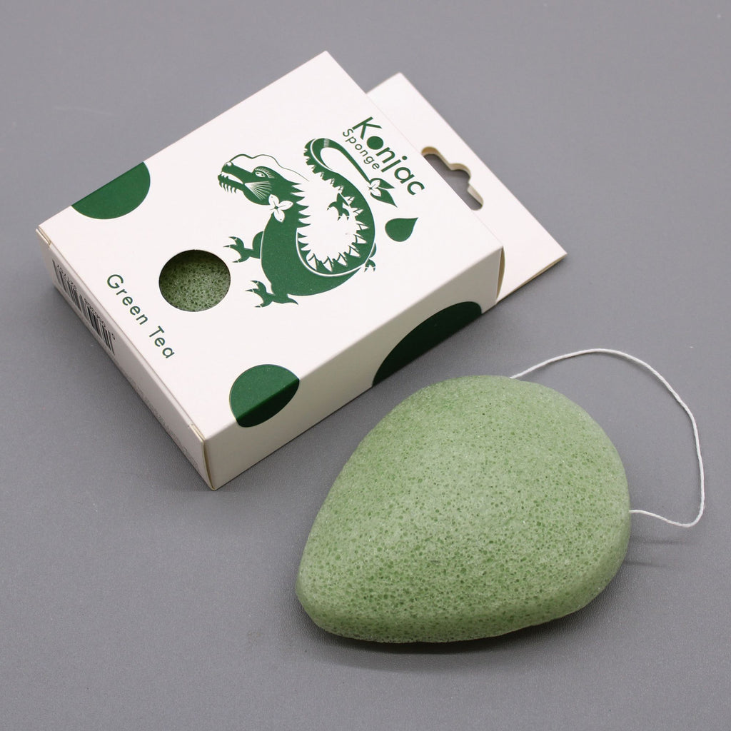 Teardrop Konjac Sponge with Green Tea for Gentle Skin Cleansing