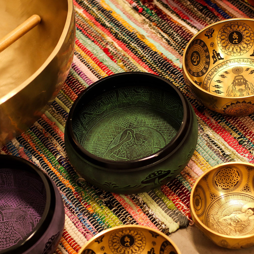 Extra Loud Mushroom Singing Bowl in Moss Green for Meditation