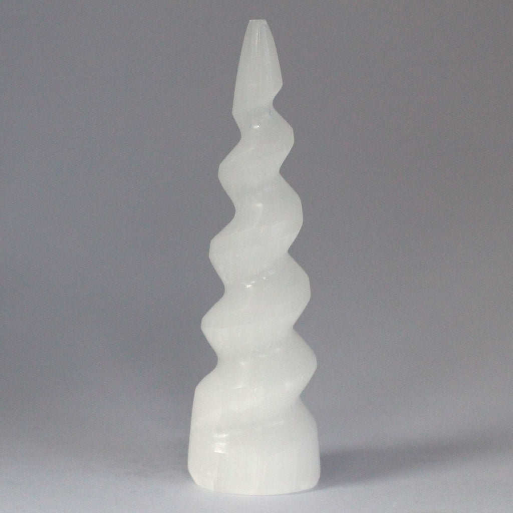 Selenite Spiral Unicorn Horn Tower Unique 15 cm Crystal Decor