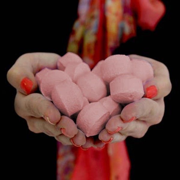 1.3Kg Box of Chill Pills Mini Bath Bombs Passion Fruit Scent