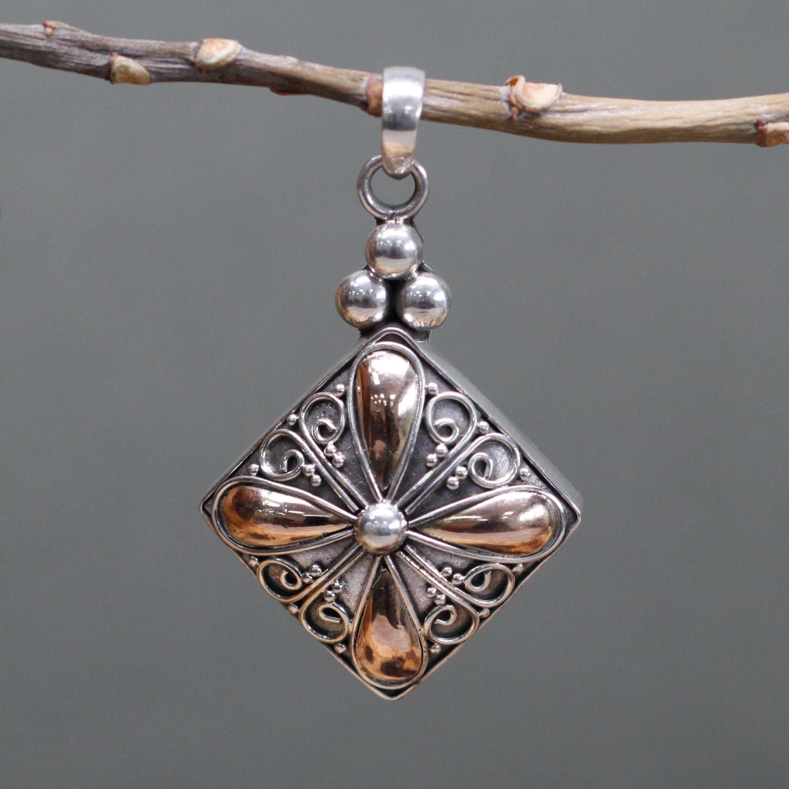 Stylish Silver and Gold Square Drop Pendant for Modern Elegance