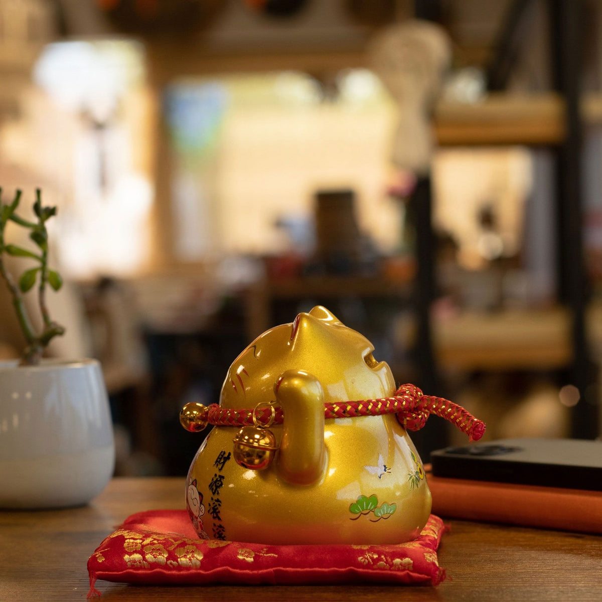 Japanese Lucky Cat Ceramic Money Box on Cushion – Gold