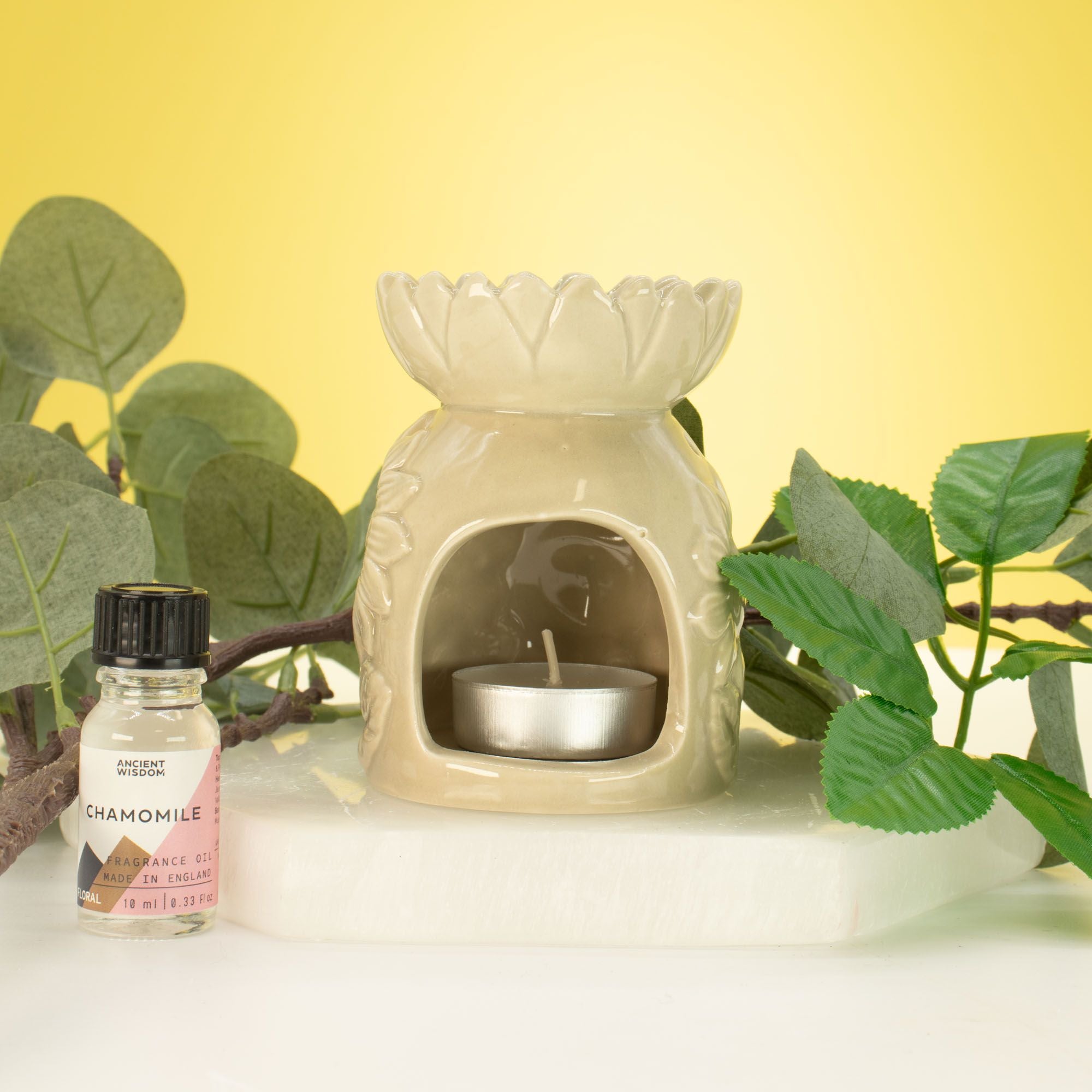 Ceramic Sunflower Oil Burner in Pastel Beige for Home Fragrance