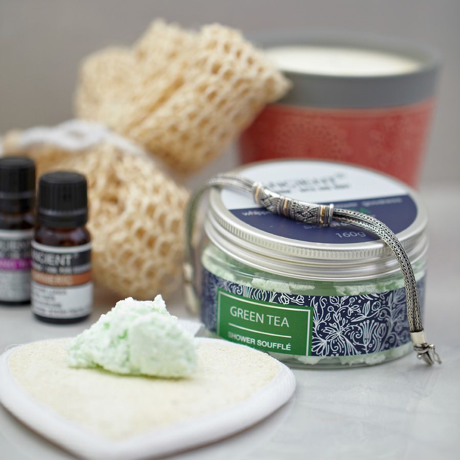 Shower Souffle 160g Passion Fruit for Refreshing Skin Care